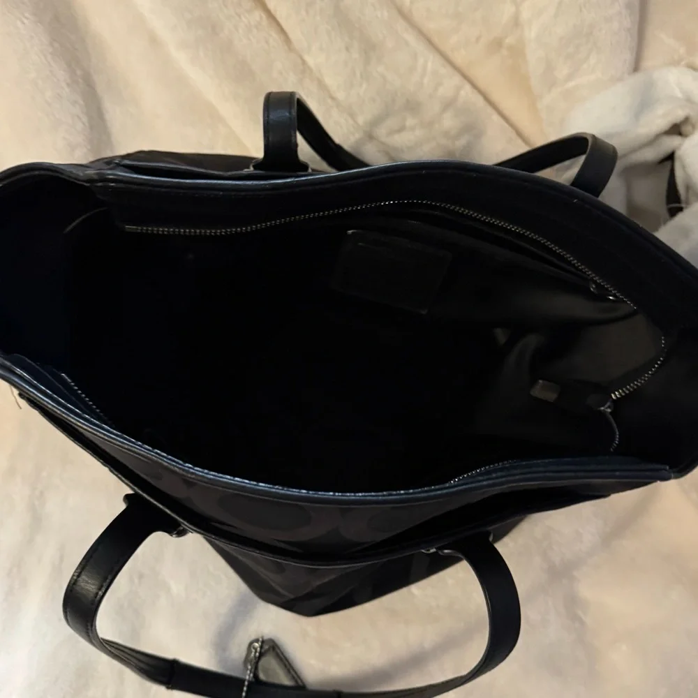 Coach Black Tote Bag - Picture 3 of 9